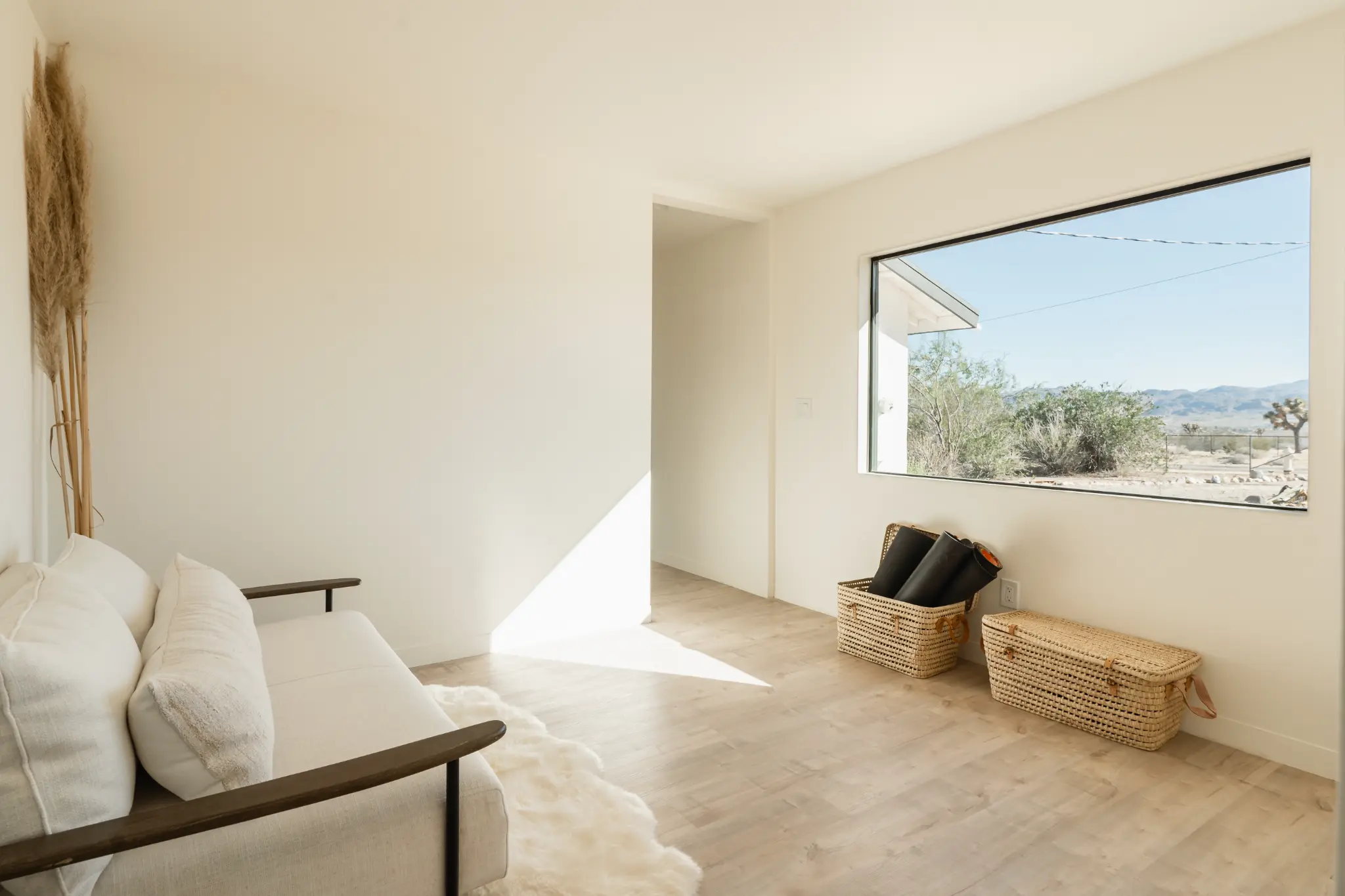 Primary Suite — sitting room